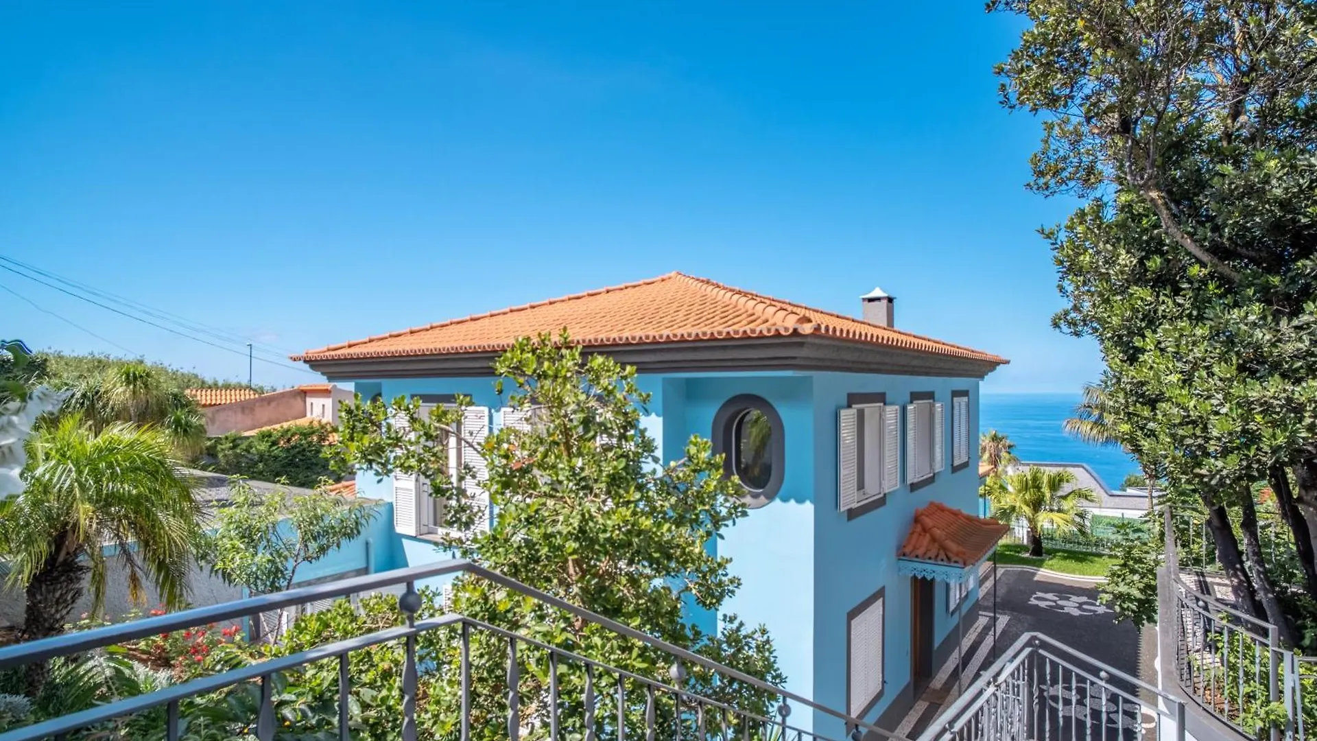 Villa Loureiro Palace With Soccer Field Funchal  Funchal (Madeira)